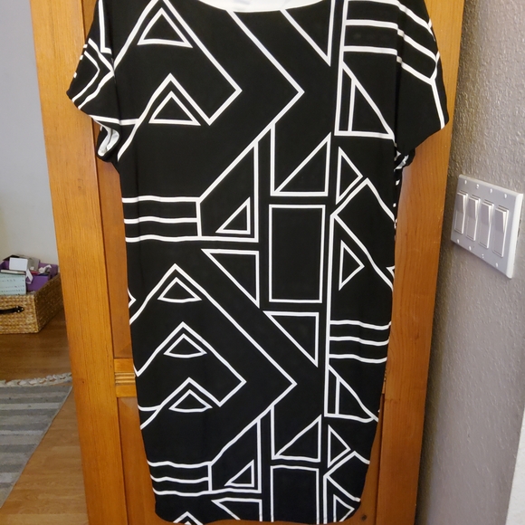 Ralph Lauren Dresses & Skirts - Ralph Lauren Black and White Striped Dress